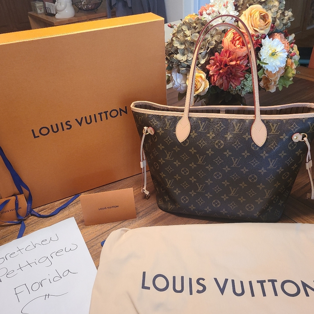 Louis Vuitton Neverfull MM